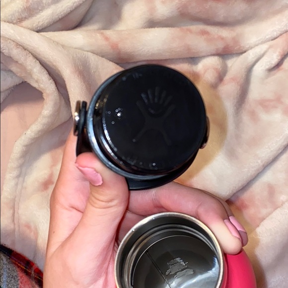 Pink Hydro Flask - Picture 9 of 10